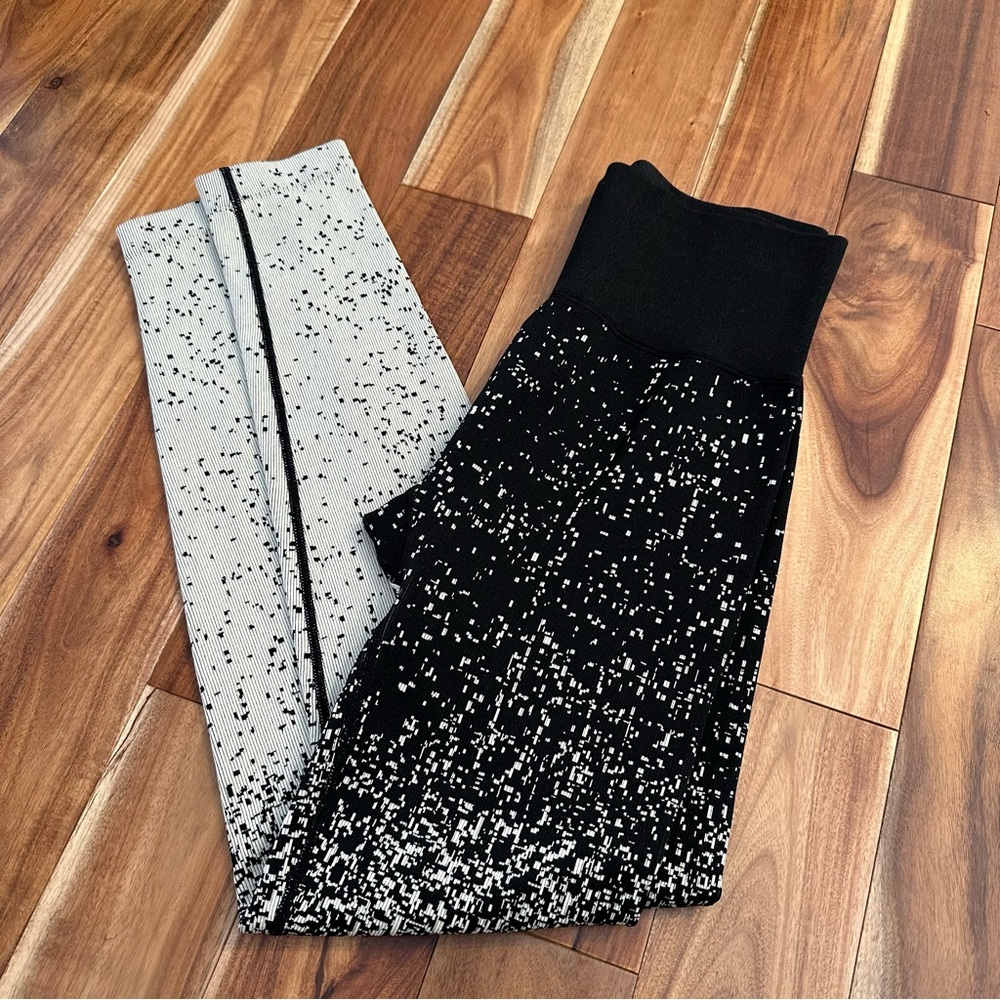 Sage Collective Ombré Speckled Leggings size Medium